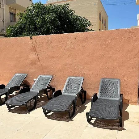 Apartmán 10 Mins To Valletta Modern Seaside