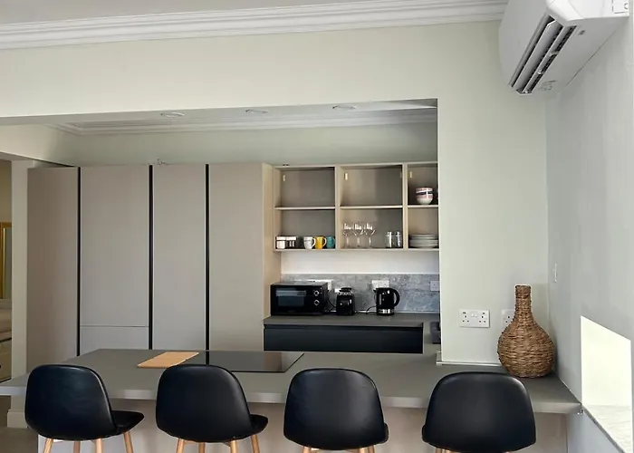 Apartment 10 Mins To Valletta Modern Seaside *