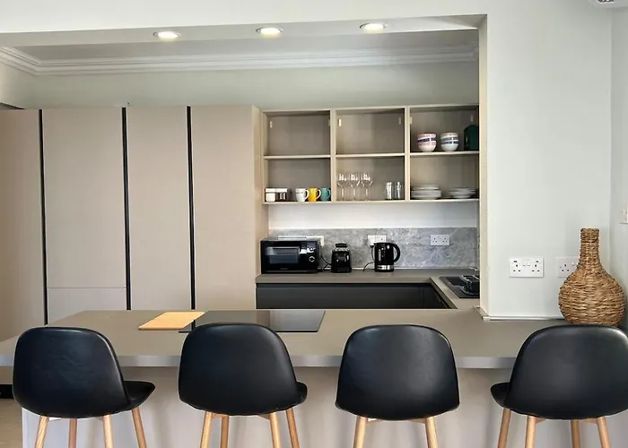 10 Mins To Valletta Modern Seaside