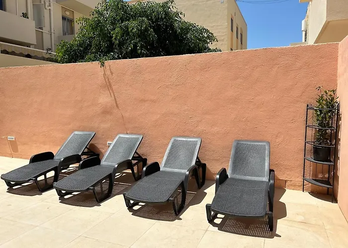 Apartment 10 Mins To Valletta Modern Seaside