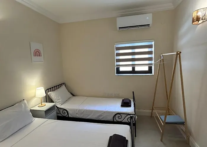 Apartment 10 Mins To Valletta Modern Seaside *