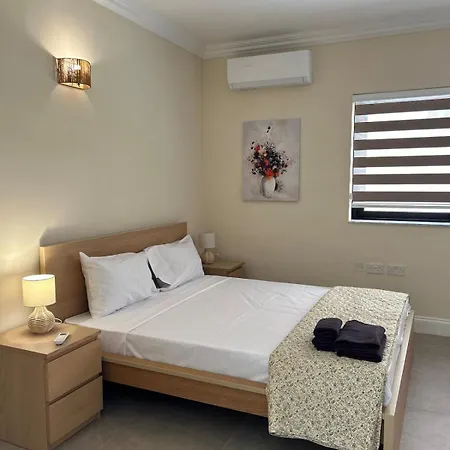 10 Mins To Valletta Modern Seaside Apartment Ta Xbiex