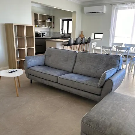 Appartement 10 Mins To Valletta Modern Seaside *