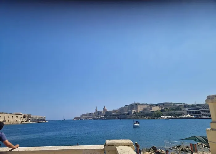 10 Mins To Valletta Modern Seaside Διαμέρισμα Ta Xbiex