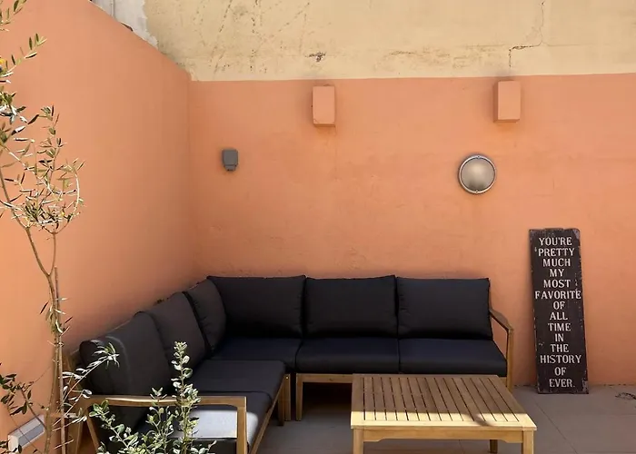 10 Mins To Valletta Modern Seaside